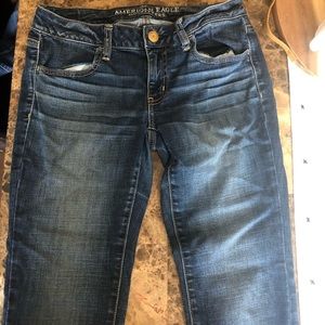 Women’s size 6 long American Eagle Jeans